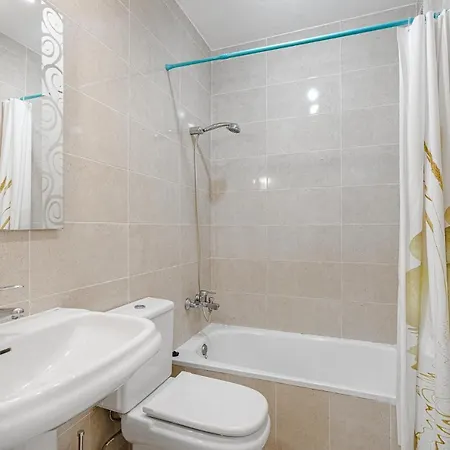 Red Large Family Apartment, Three Floors, 10 Guests Apartment Costa Adeje (Tenerife)