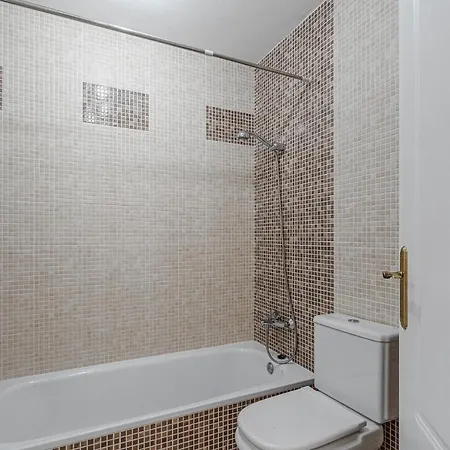 Red Large Family Apartment, Three Floors, 10 Guests Apartamento Costa Adeje (Tenerife)