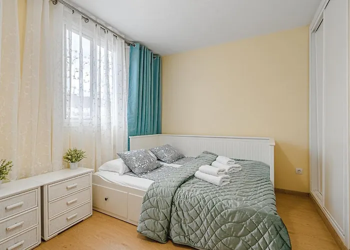 Red Large Family Apartment, Three Floors, 10 Guests * Costa Adeje (Tenerife)