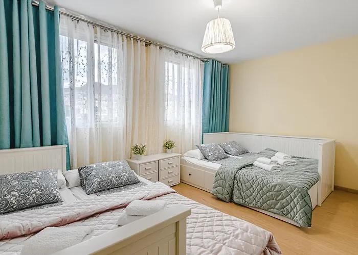 Red Large Family Apartment, Three Floors, 10 Guests * Costa Adeje (Tenerife)