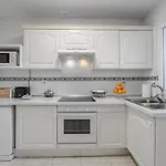 Red Large Family Apartment, Three Floors, 10 Guests Costa Adeje (Tenerife)