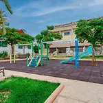 Red Large Family Apartment, Three Floors, 10 Guests Appartement Costa Adeje (Tenerife)